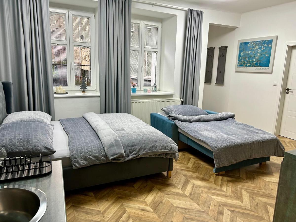 Almond Studio Apartment Bratislava Exterior photo